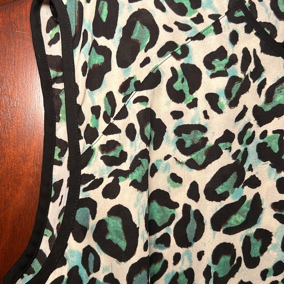 Cabi - Jungle Top Cheetah Leopard Tank Blouse Green M - Picture 3 of 9